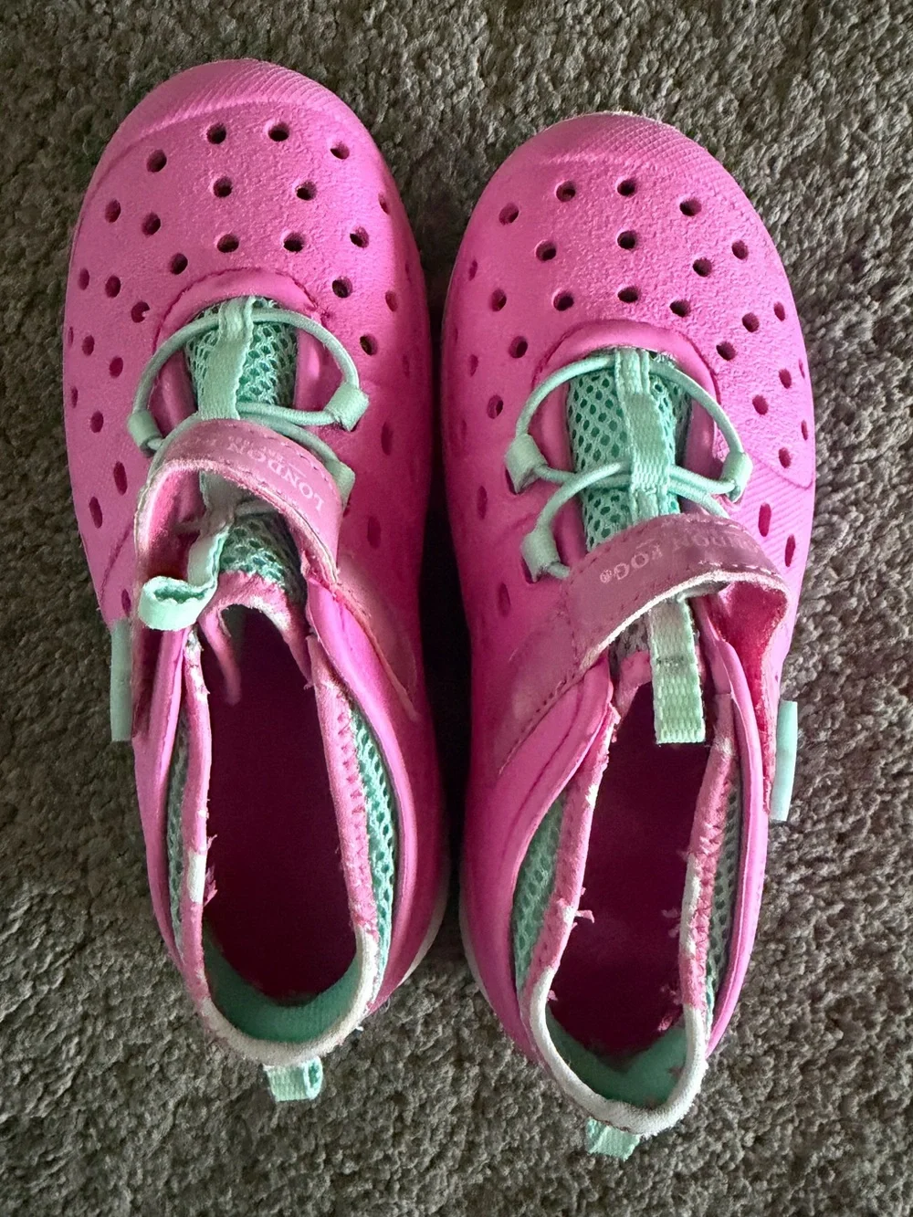 London Fog Clogs Girls' Pink Water Shoes with Aqua Trim and Easy Strap